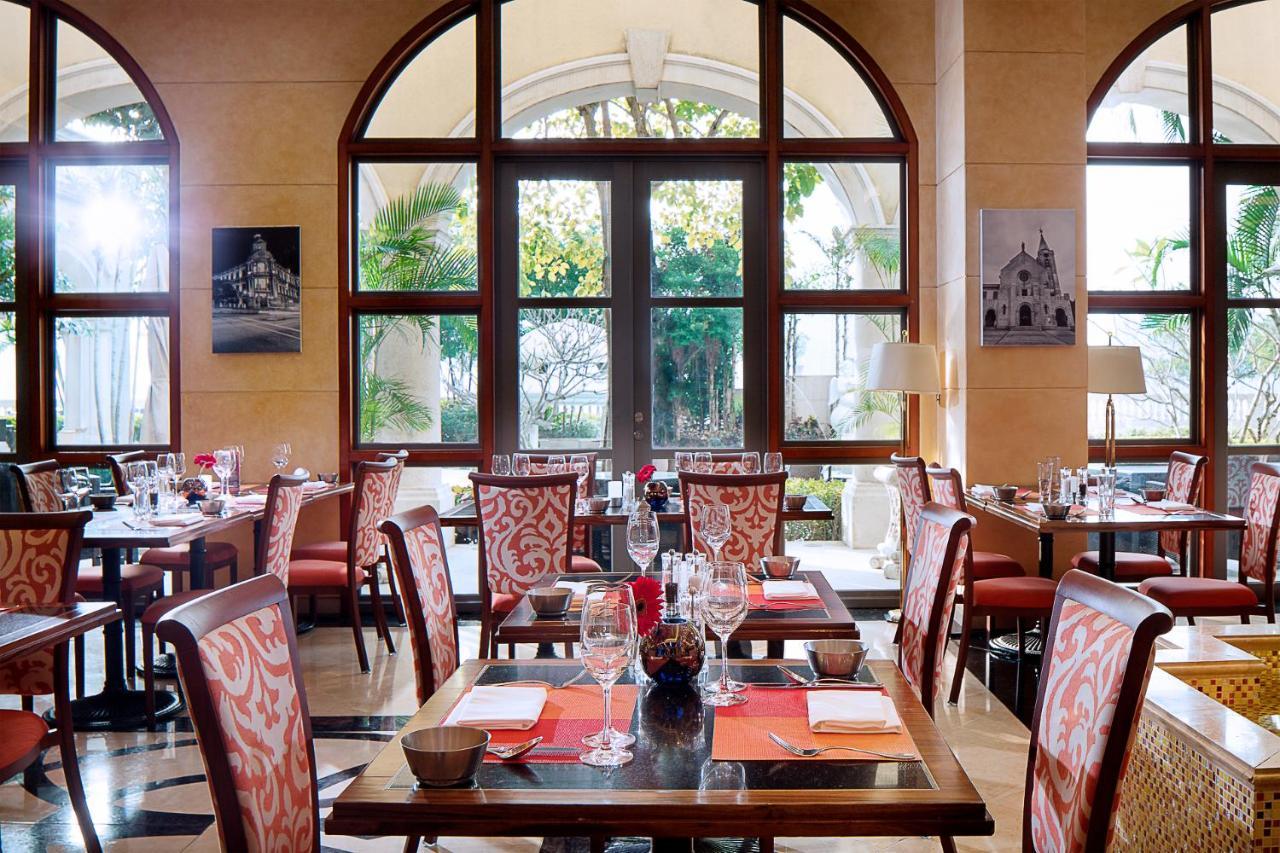 Sofitel Macau At Ponte 16 Otel Dış mekan fotoğraf The restaurant