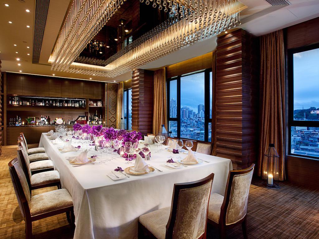 Sofitel Macau At Ponte 16 Otel Dış mekan fotoğraf The Presidential Suite