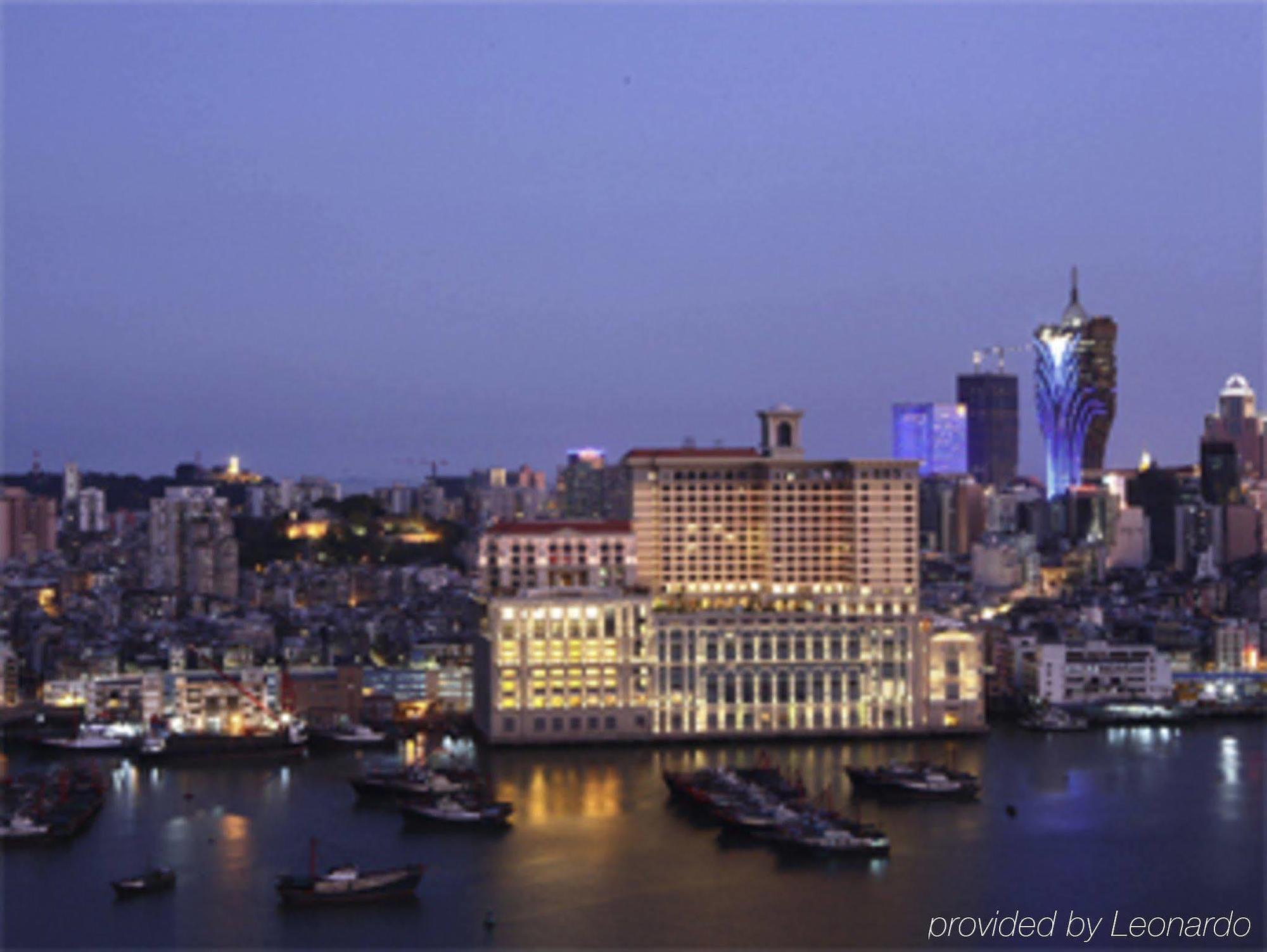 Sofitel Macau At Ponte 16 Otel Dış mekan fotoğraf The view of the hotel from the sea